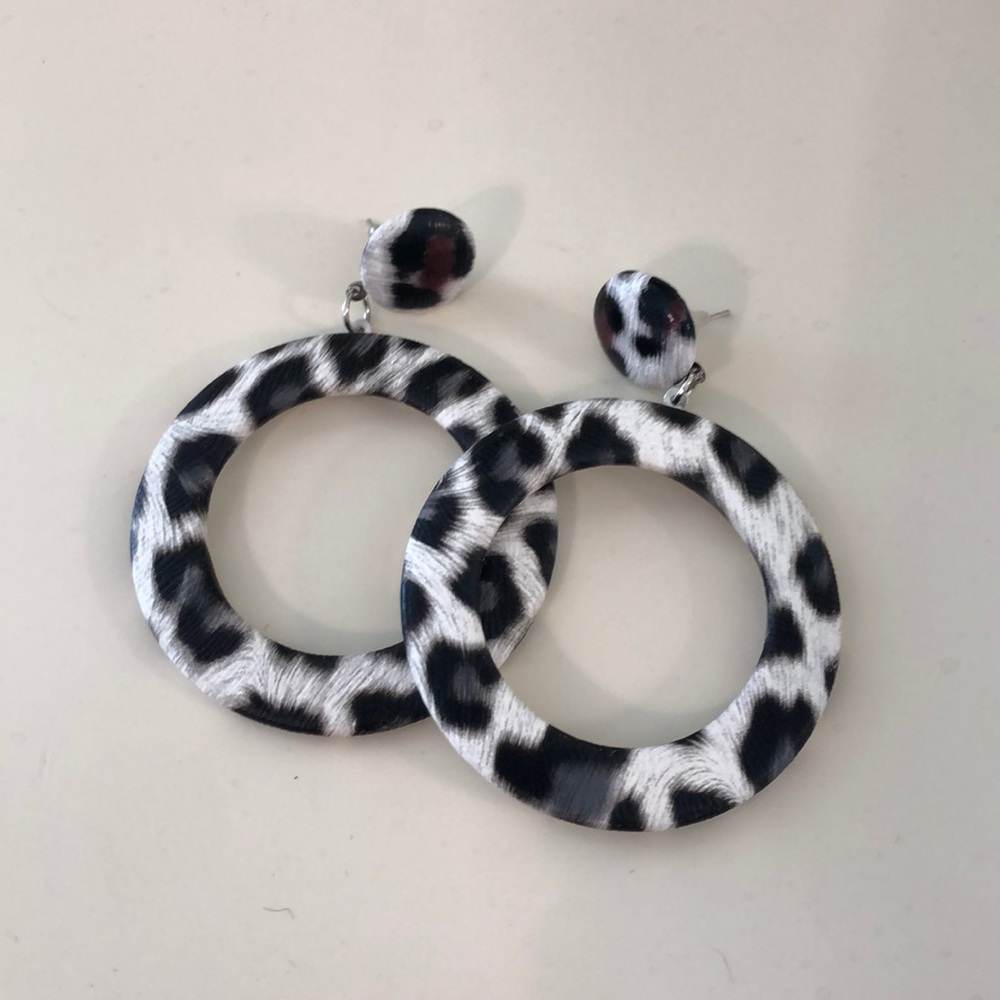 Leopard print earnings